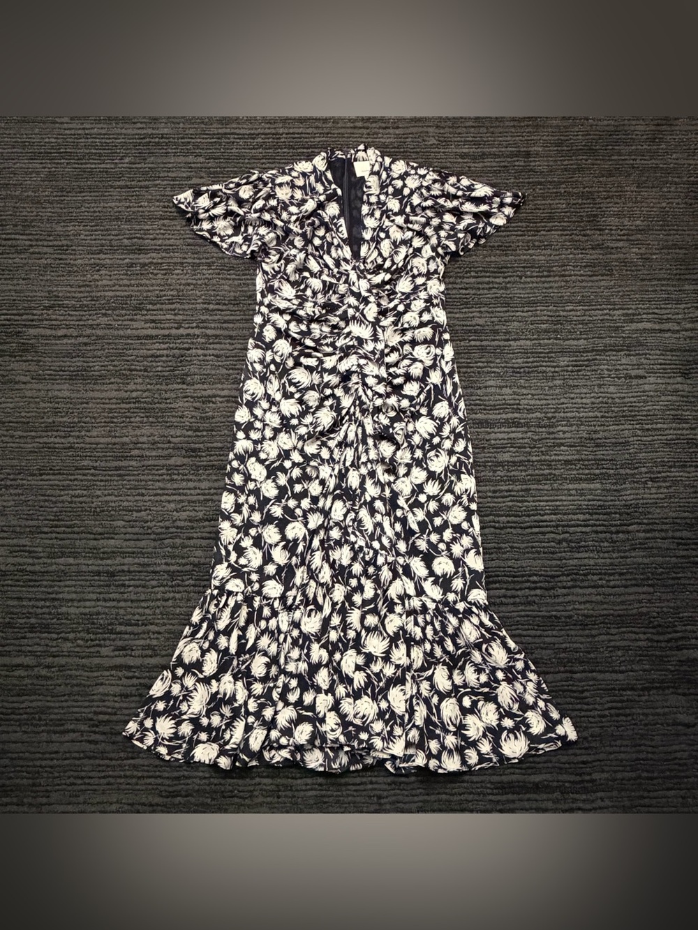CINQ Á SEPT Peita Floral Print V Neck Navy Blue Flutter Sleeve Ruched Midi Dress
